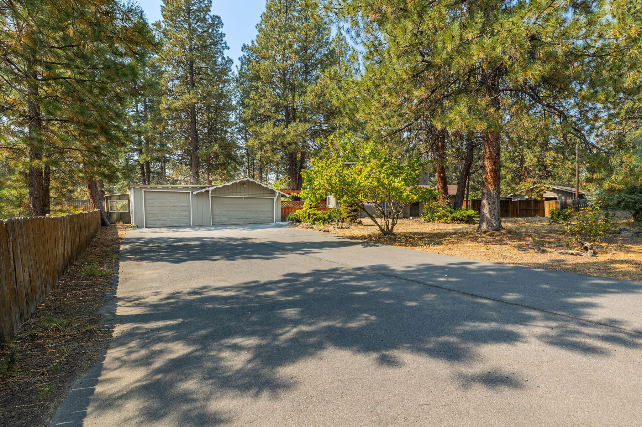 18995 Baker Road Bend, OR 97702 - Photo 5 of 63 1-web-or-mls-Riley Visuals-1