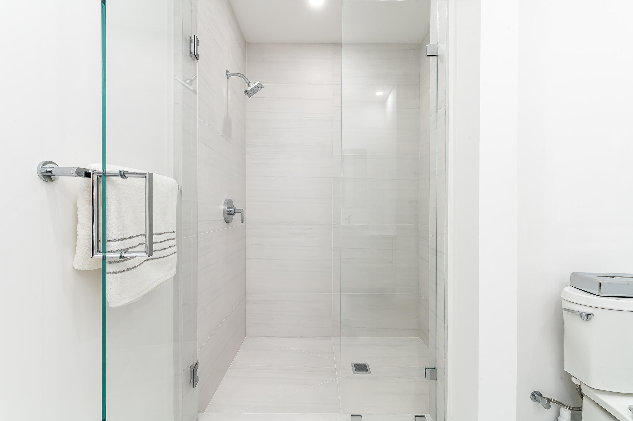 155 East Boca Raton Road, Unit 818 Boca Raton, FL 33432 - Photo 11 of 42 photo-21