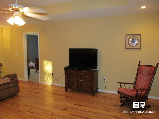 113 Pennbrooke Loop Foley, AL 36535 - Photo 13 of 19 Add'l Living Room