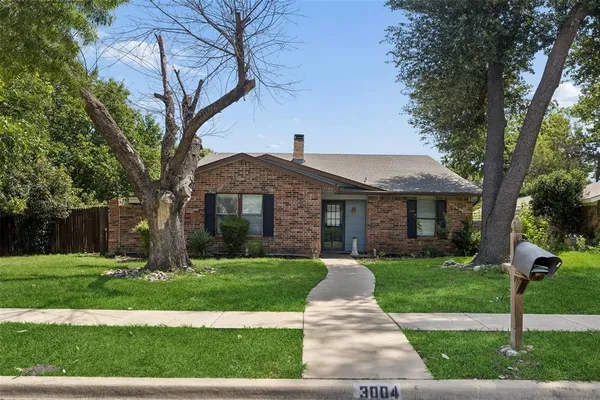 $320,000 | 3004 Duchess Trail, Plano, TX 75074