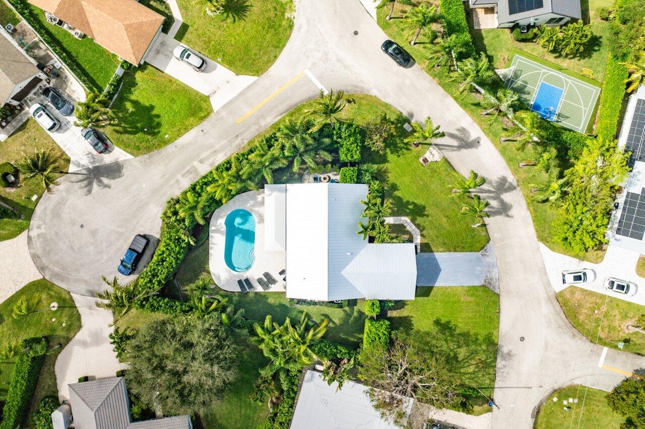 415 Enfield Road Delray Beach, FL 33444 - Photo 47 of 77 018-415EnfieldRoad-DelrayBeach-FL-33444-