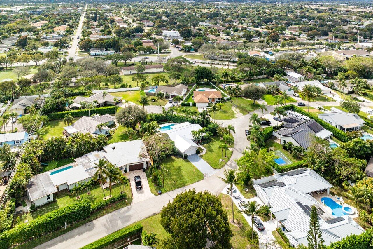 415 Enfield Road Delray Beach, FL 33444 - Photo 48 of 77 019-415EnfieldRoad-DelrayBeach-FL-33444-