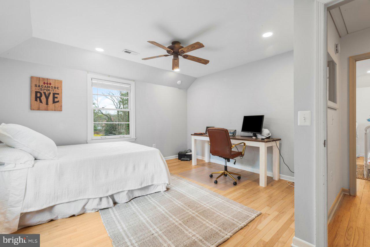 1803 Thornton Ridge Road Baltimore, MD 21204 - Photo 55 of 81 a work room with a bed and a window