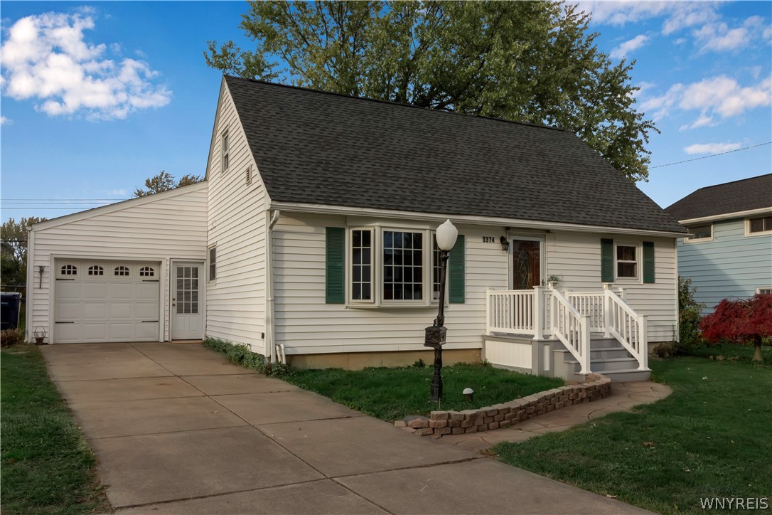 3374 Dickens Road Buffalo, NY 14219 - Photo 1 of 1 Gallery Image 1
