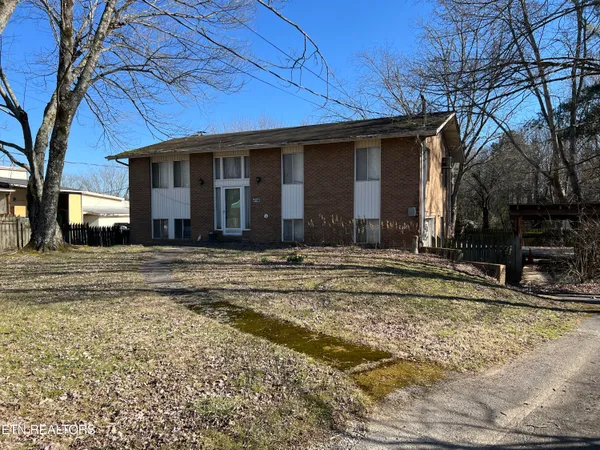 $250,000 | 978 Camp Street, Wartburg, TN 37887