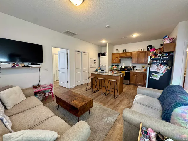 $1,300 | 3515 Lower Huntington Road, Unit 102, Fort Wayne, IN 46809