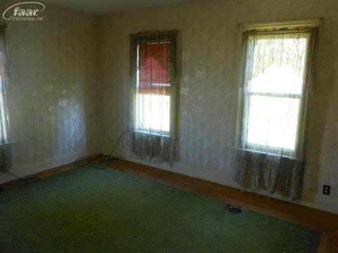 9855 Rich Road Mayville, MI 48744 - Photo 6 of 13 20152801-5.JPG