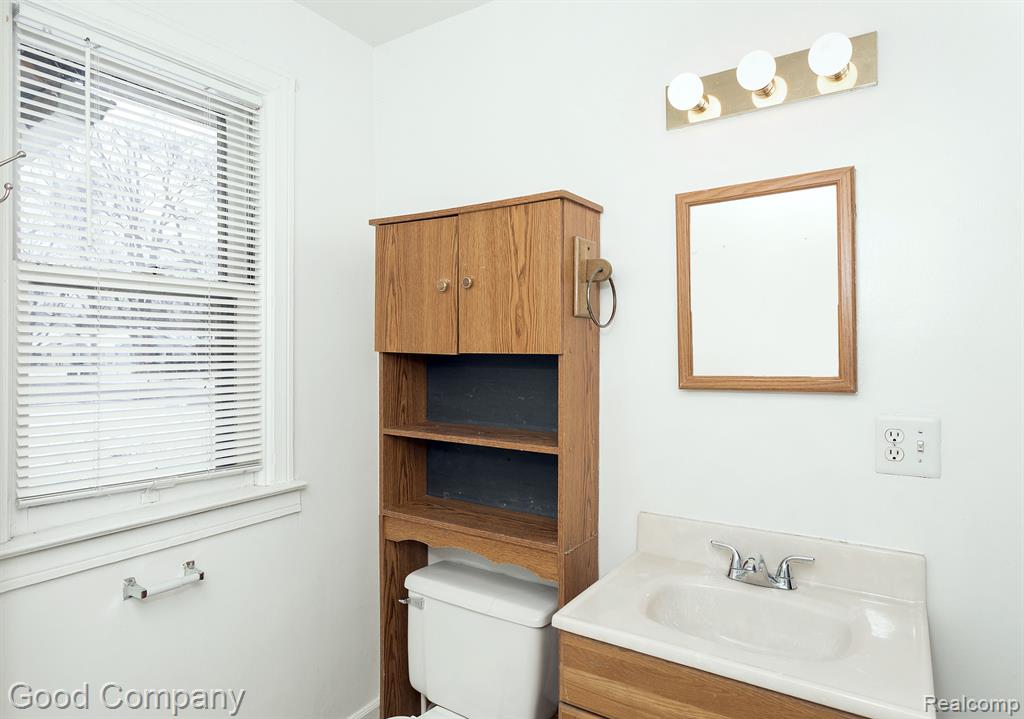 1295 East Auburn Road Rochester Hills, MI 48307 - Photo 15 of 25