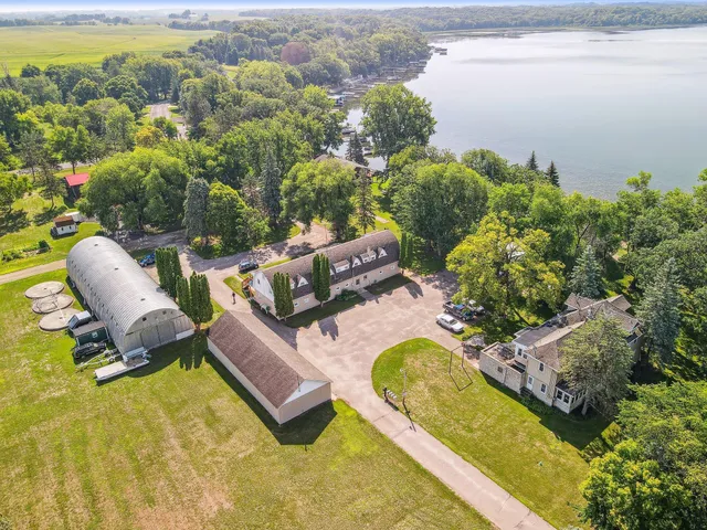 $1,100,000 | 9074 Ireland Avenue Northwest, Annandale, MN 55302