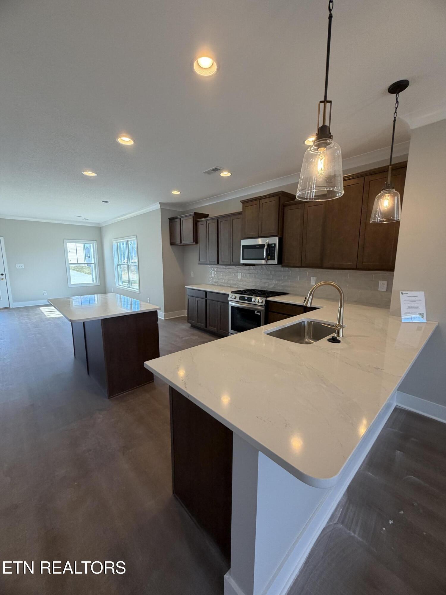 124 Kirbyberry Road, Unit LOT 51B Oak Ridge, TN 37830 - Photo 3 of 34 IMG_5776