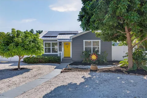 $599,000 | 4900 27th Avenue South, Gulfport, FL 33707