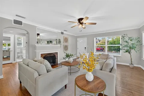 $599,000 | 4900 27th Avenue South, Gulfport, FL 33707