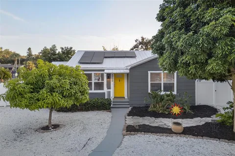 $599,000 | 4900 27th Avenue South, Gulfport, FL 33707