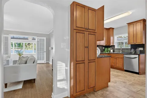 $599,000 | 4900 27th Avenue South, Gulfport, FL 33707