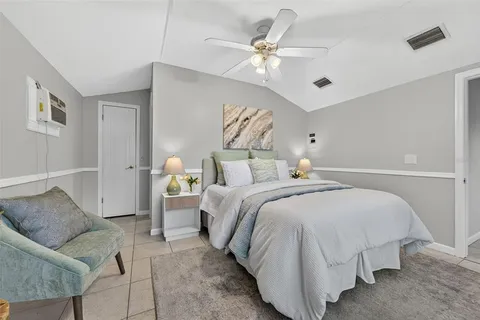 $599,000 | 4900 27th Avenue South, Gulfport, FL 33707