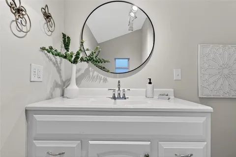 $599,000 | 4900 27th Avenue South, Gulfport, FL 33707