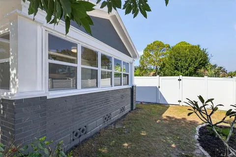 $599,000 | 4900 27th Avenue South, Gulfport, FL 33707