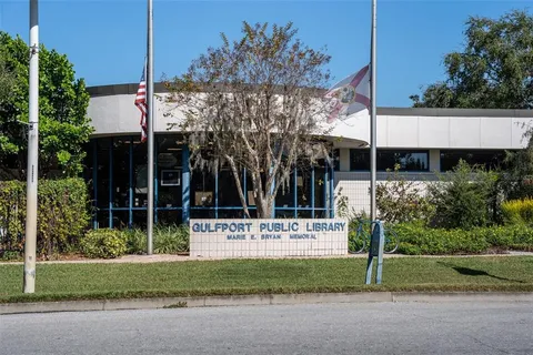 $599,000 | 4900 27th Avenue South, Gulfport, FL 33707