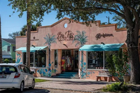 $599,000 | 4900 27th Avenue South, Gulfport, FL 33707