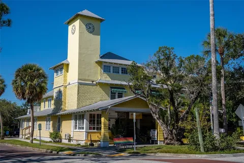 $599,000 | 4900 27th Avenue South, Gulfport, FL 33707