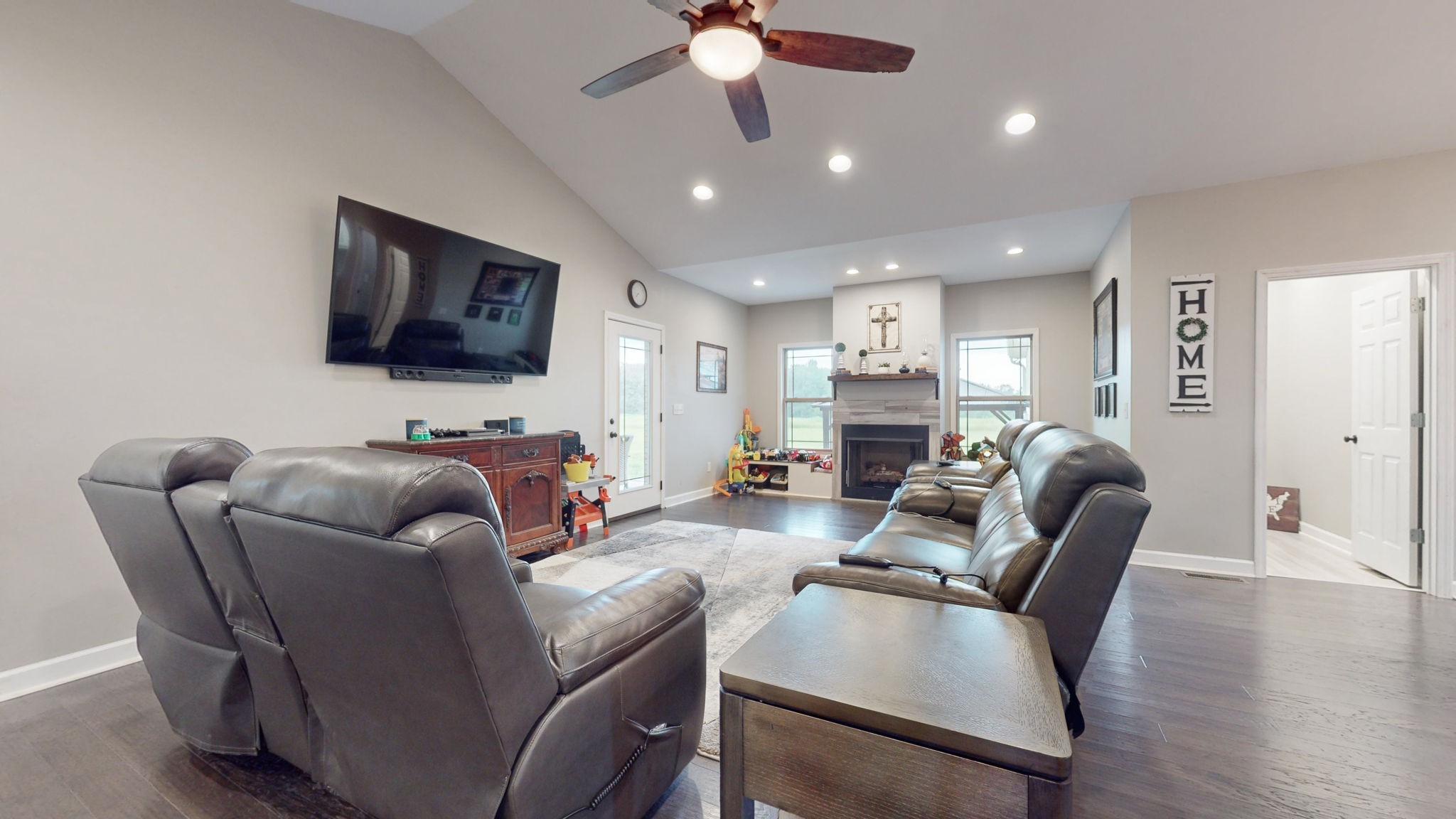 1318 Old Seminary Road Manchester, TN 37355 - Photo 4 of 32