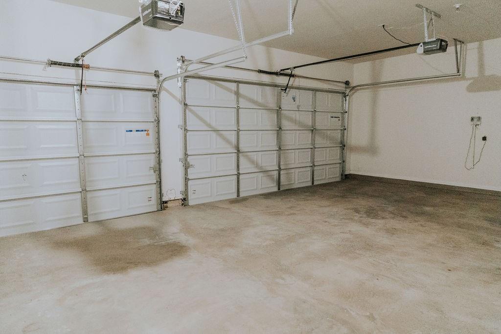 989 Sprangletop Street Allen, TX 75013 - Photo 19 of 20 a view of a garage