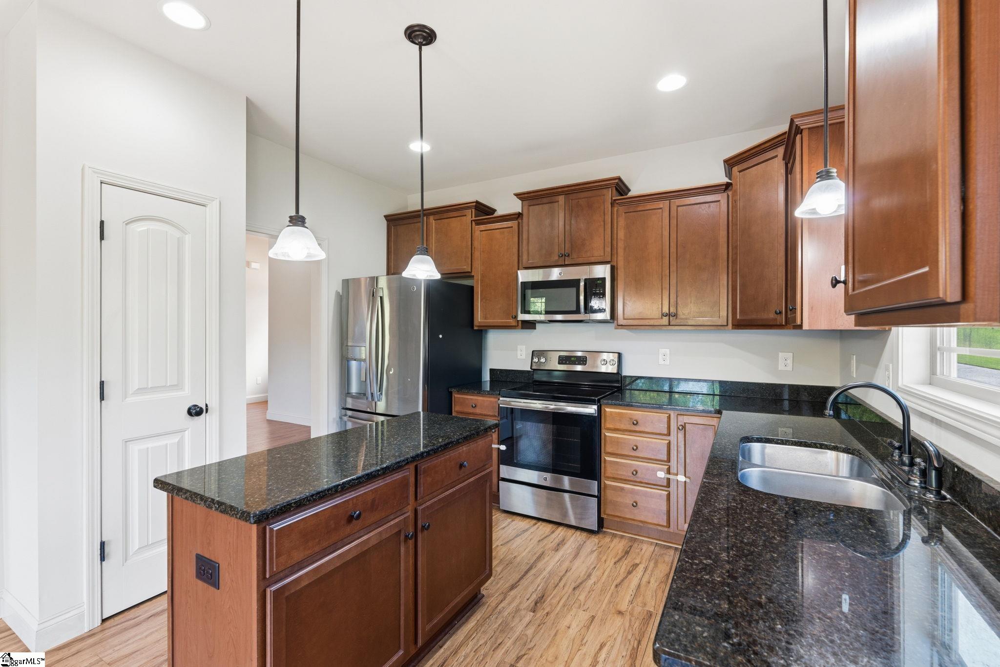 31 Caperton Way Greer, SC 29651 - Photo 14 of 41