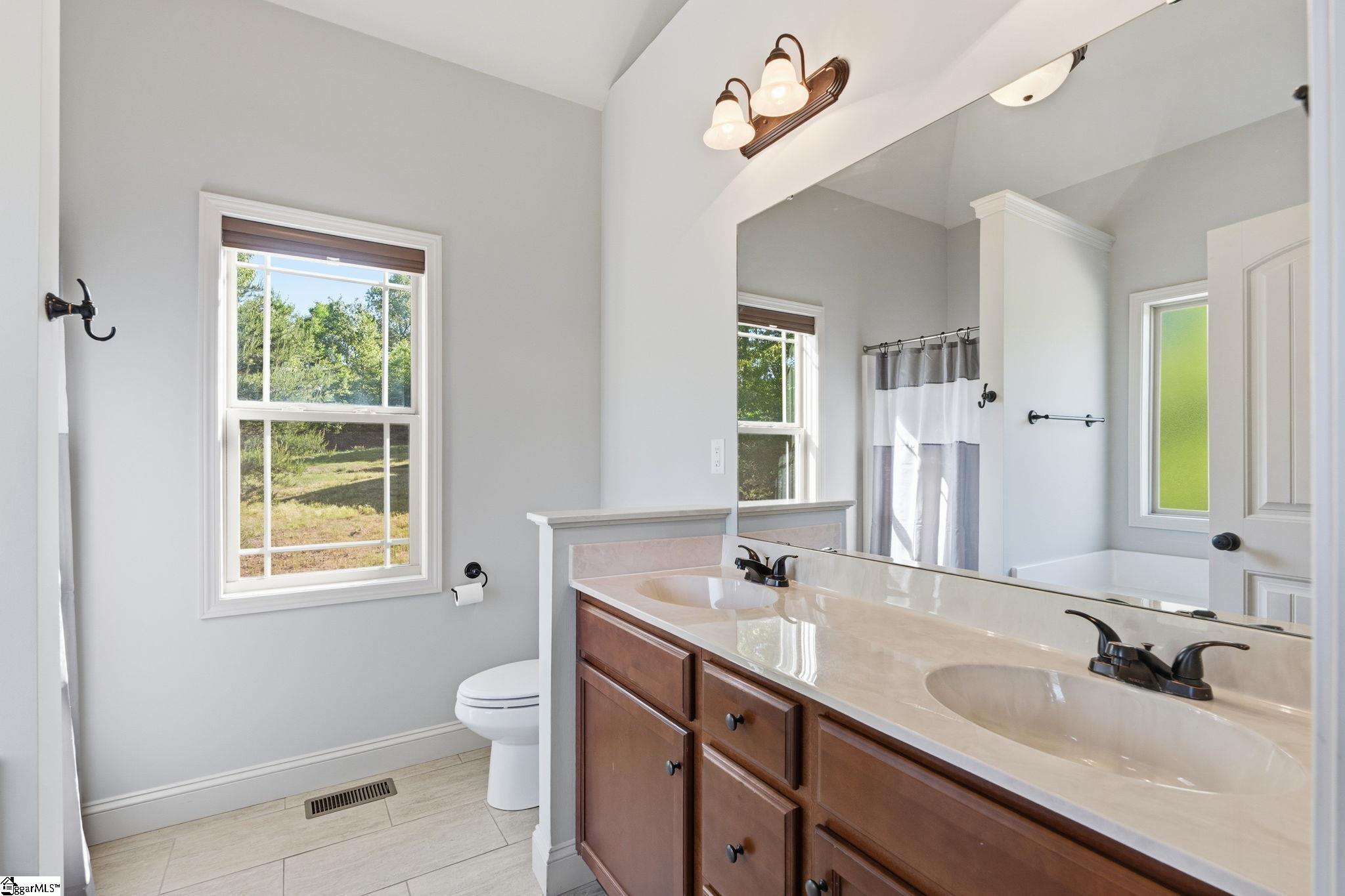 31 Caperton Way Greer, SC 29651 - Photo 23 of 41