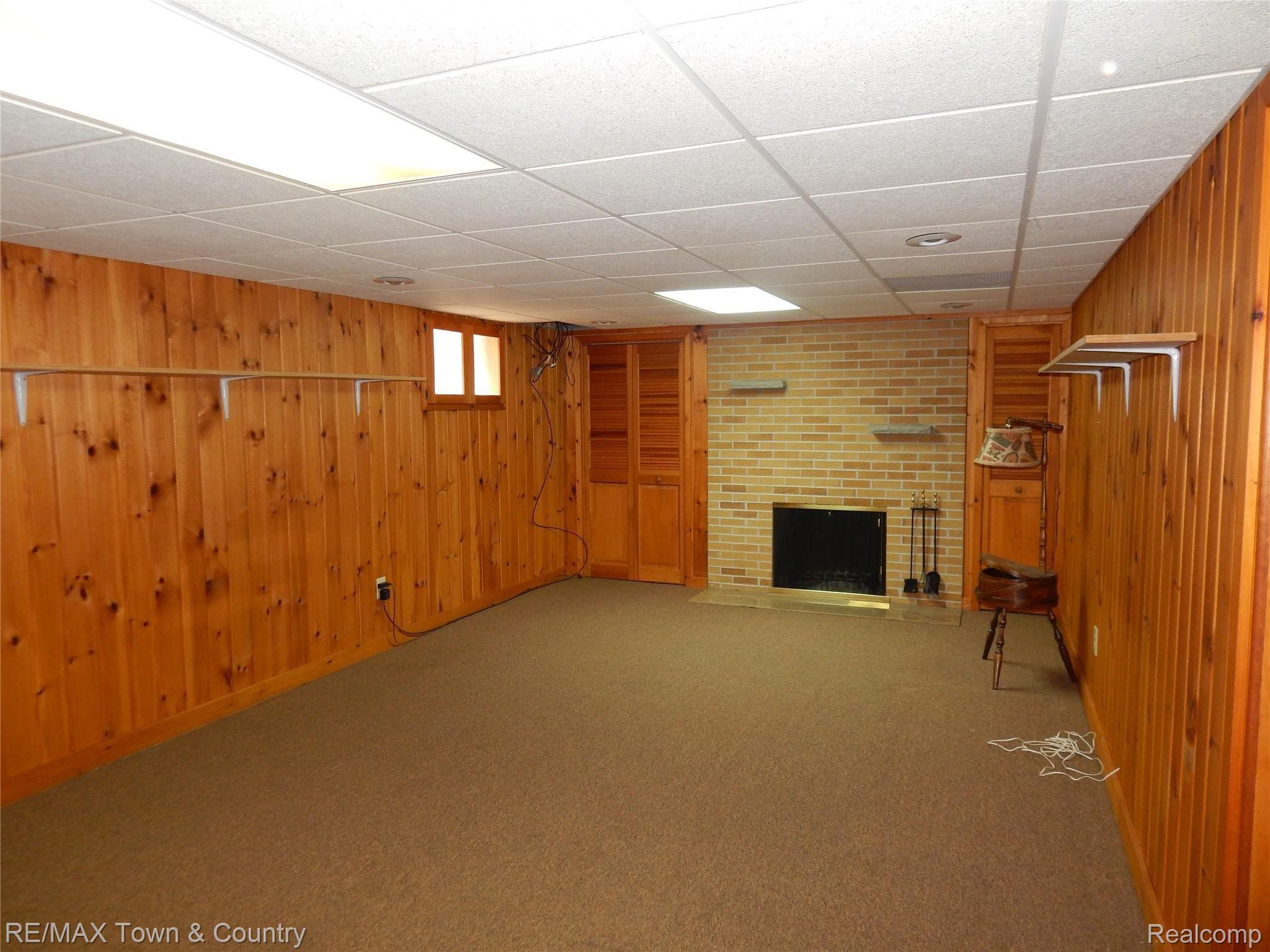 4197 Beecher Road Flint, MI 48532 - Photo 31 of 42 DSCN1051.JPG