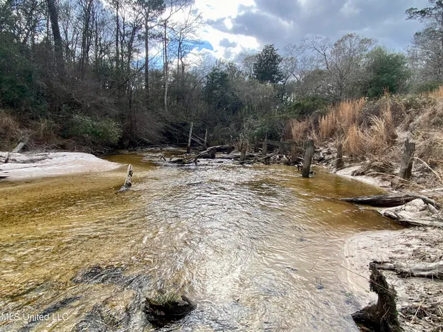 $360,000 | North Benville Road, Picayune, MS 39466