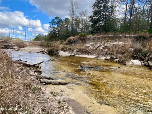 $360,000 | North Benville Road, Picayune, MS 39466