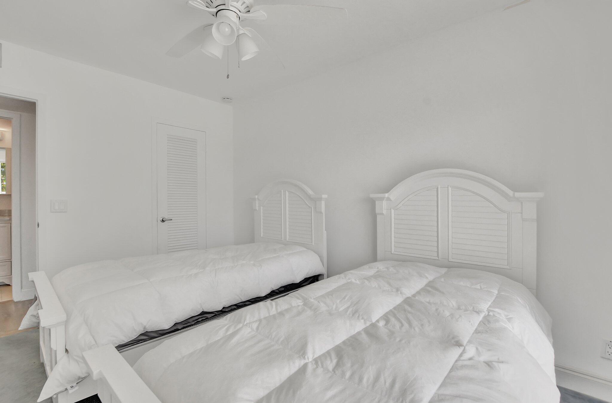 281 Preston F Boca Raton, FL 33434 - Photo 15 of 33 18-web-or-mls-DSC_1081