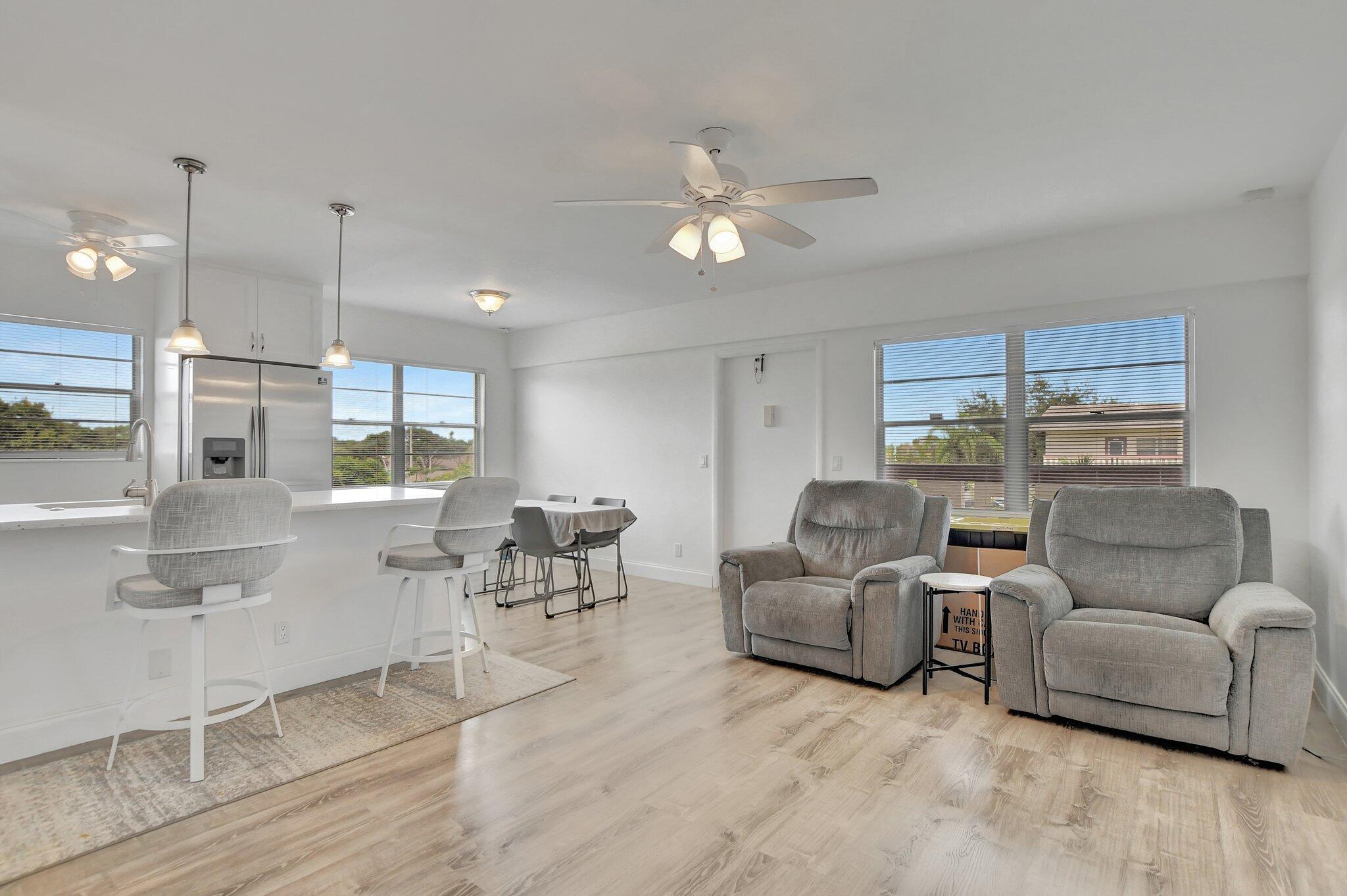 281 Preston F Boca Raton, FL 33434 - Photo 5 of 33 6-web-or-mls-DSC_1021