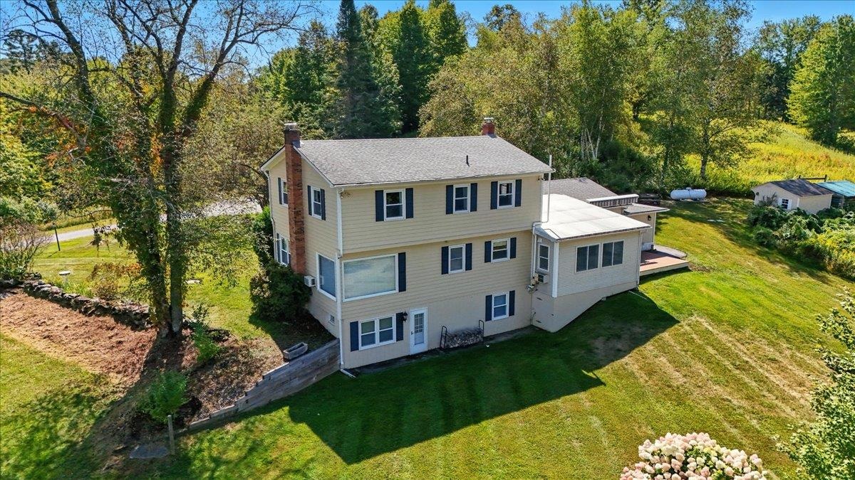 484 East Montpelier Road Barre Town, VT 05641 - Photo 5 of 60