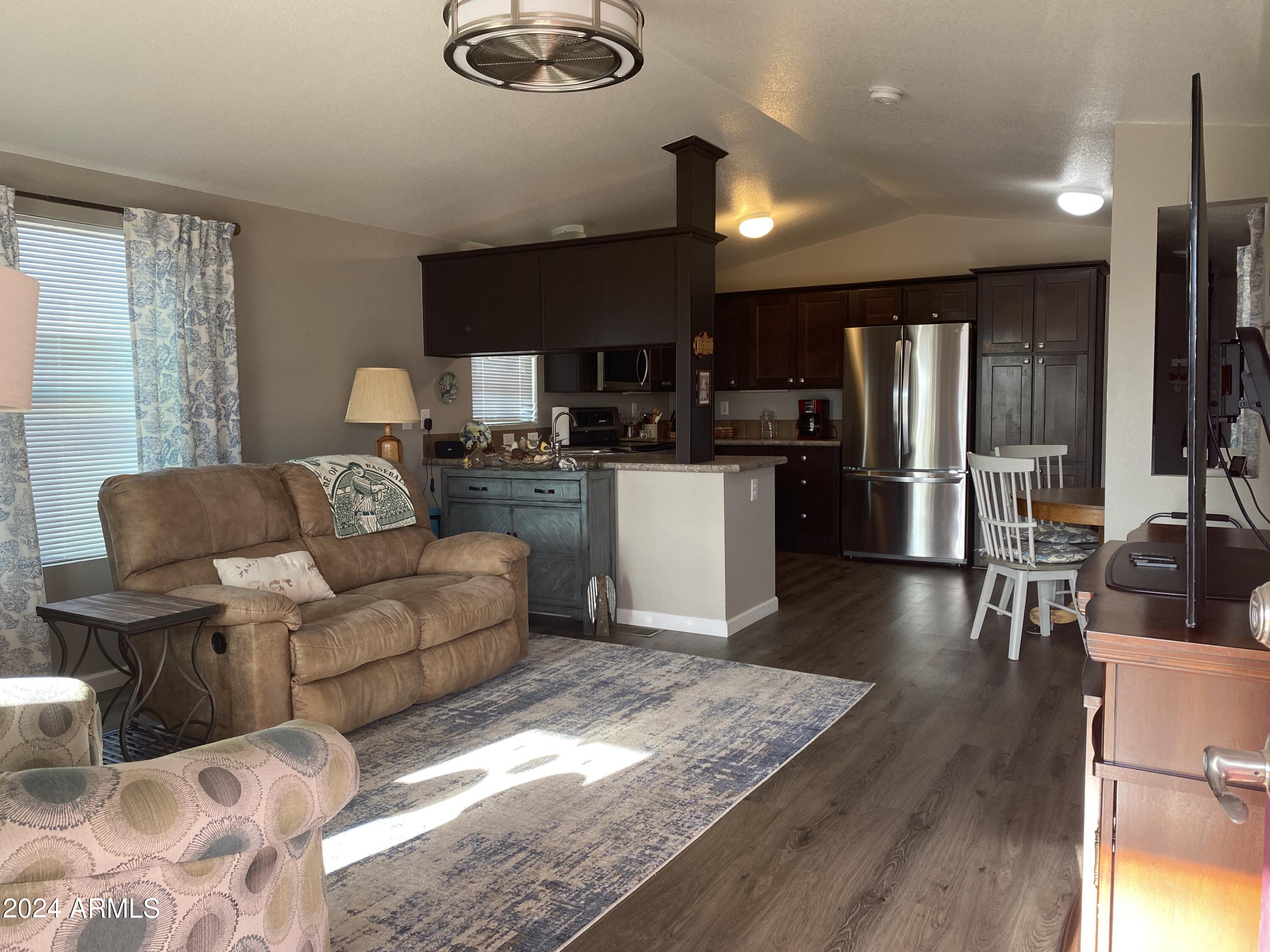 2605 South Tomahawk Road, Unit 86 Apache Junction, AZ 85119 - Photo 3 of 36 Open Living