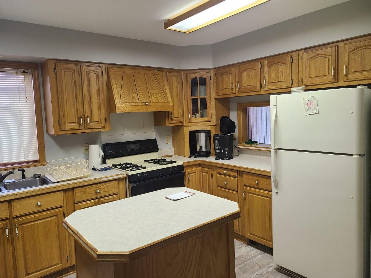 9273 East Baseline Road Hesperia, MI 49421 - Photo 7 of 16 thumbnail_20220921_164555