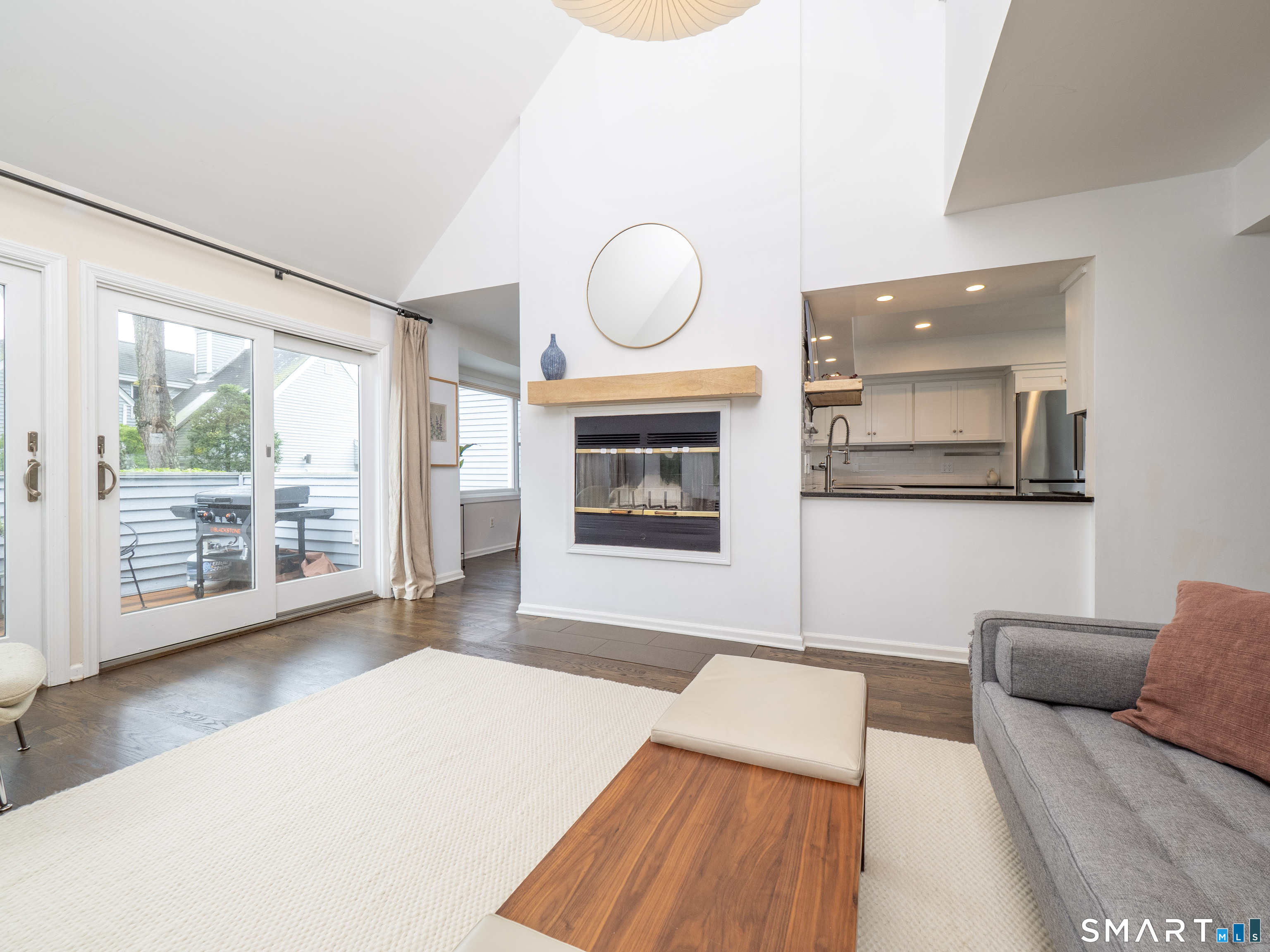 49 Wilton Crest Road, Unit 49 Wilton, CT 06897 - Photo 4 of 37
