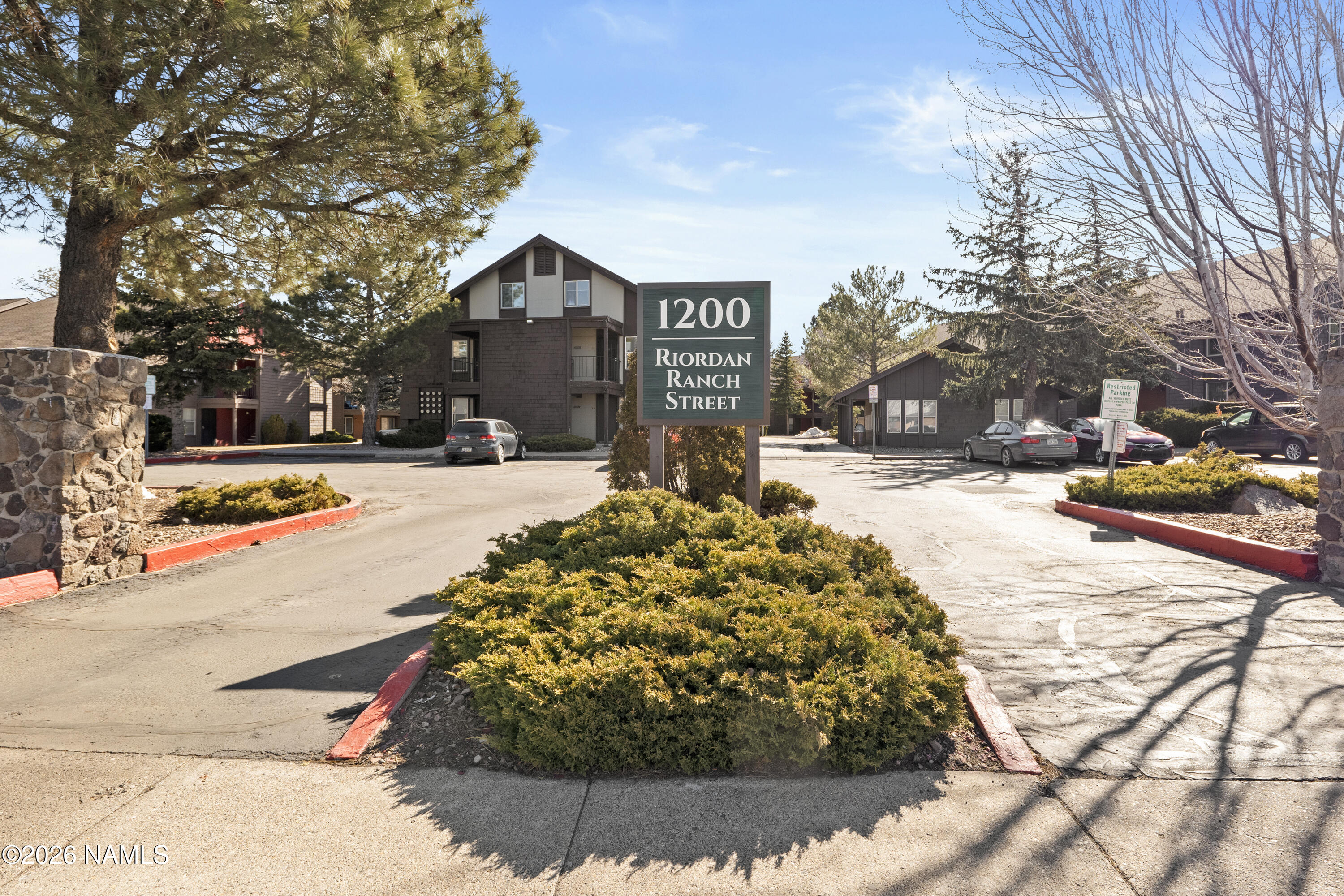 1200 South Riordan Ranch Street, Unit 41 Flagstaff, AZ 86001 - Photo 14 of 20 Main Entrance to the Community
