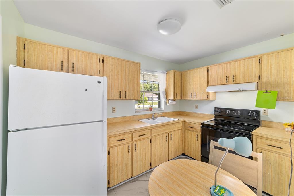 15083 Southwest 43rd Terrace Road Ocala, FL 34473 - Photo 13 of 33