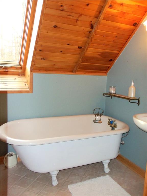 1680 Reissing Road McDonald, PA 15057 - Photo 25 of 39 a view of a bathtub in a bathroom