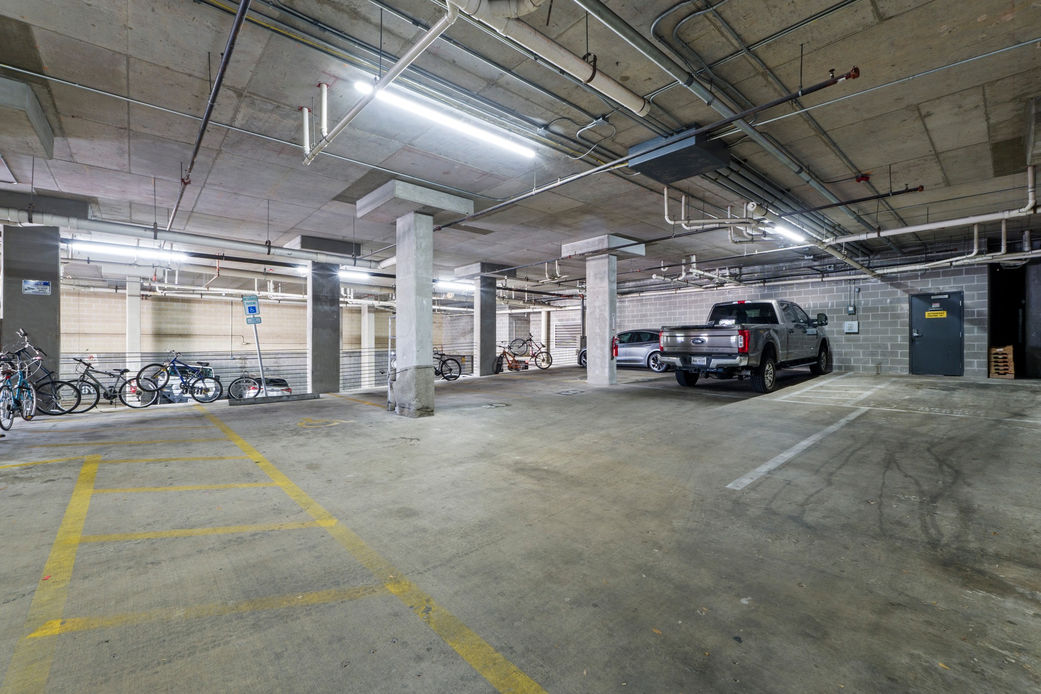 910 West 25th Street, Unit 209 Austin, TX 78705 - Photo 16 of 19