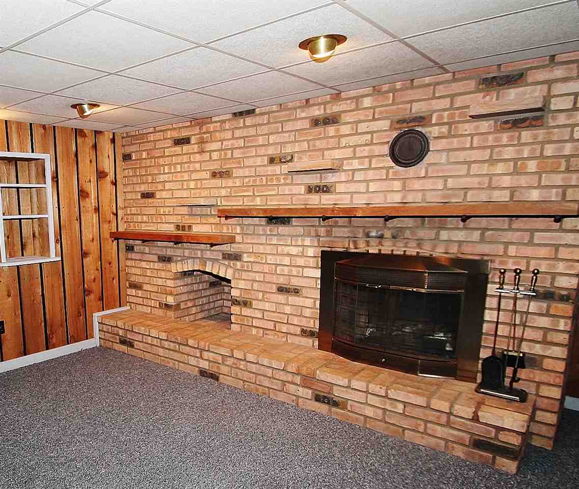 7917 Burr Oak Road Roscoe, IL 61073 - Photo 14 of 24 Gallery Image 14