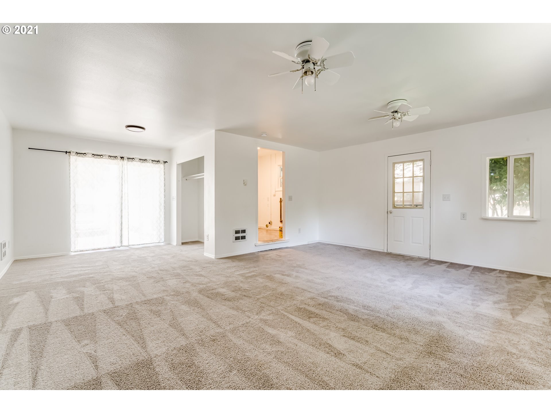 1679 J Street Springfield, OR 97477 - Photo 15 of 20