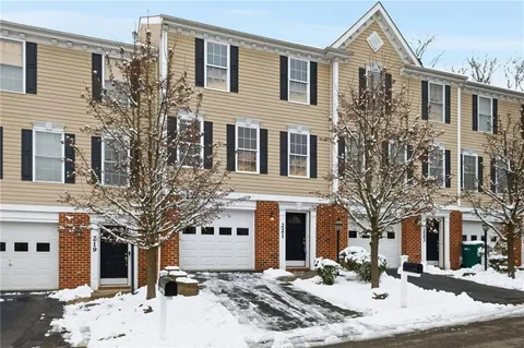 $265,000 | 221 Persimmon Lane, Canonsburg, PA 15317