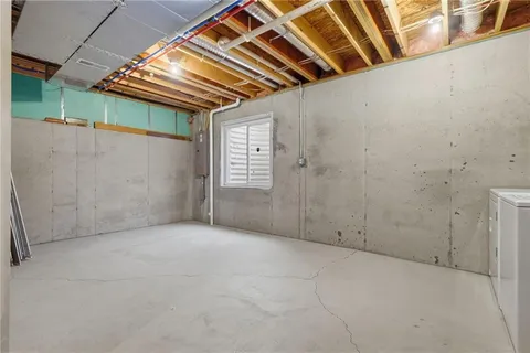 $265,000 | 221 Persimmon Lane, Canonsburg, PA 15317