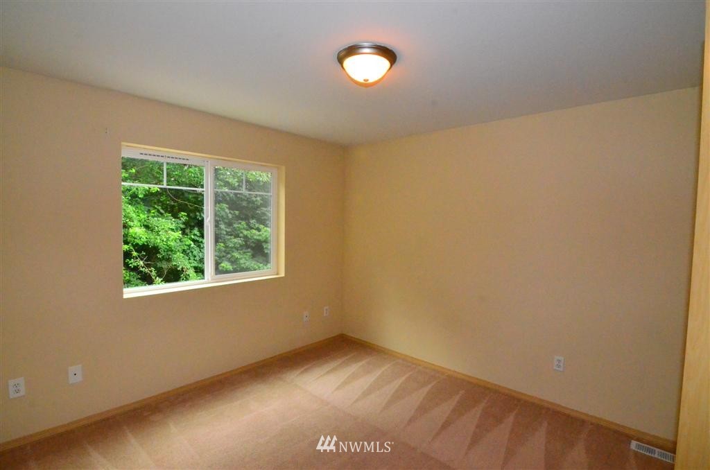 1356 Morgan Road Northwest Bremerton, WA 98312 - Photo 8 of 14 Gallery Image 8