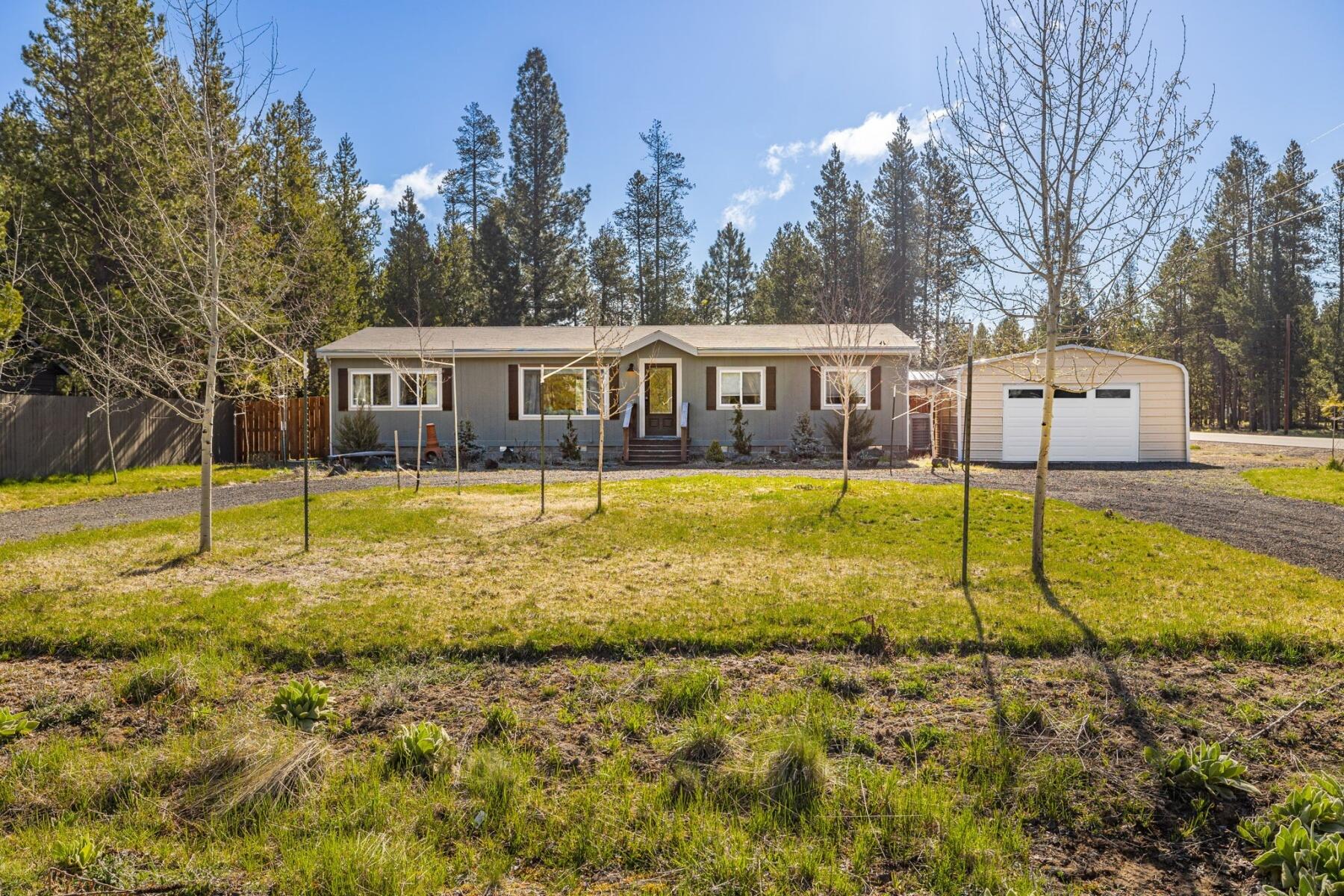 56210 Black Duck Road Bend, OR 97707 - Photo 1 of 39 batch_002