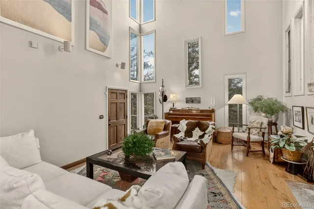 $1,075,000 | 880 Soda Creek Road, Evergreen, CO 80439