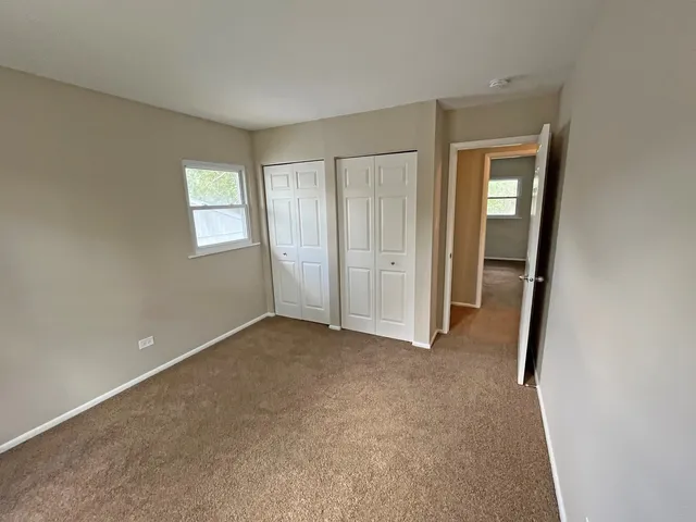 $199,900 | 4240 Greenbrier Lane, Richton Park, IL 60471