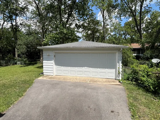 $199,900 | 4240 Greenbrier Lane, Richton Park, IL 60471
